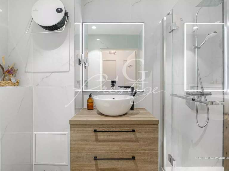Appartement Mandelieu-la-Napoule - 2 chambres - 69m²