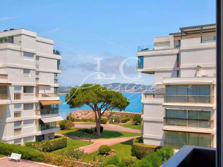 Appartement Mandelieu-la-Napoule - 2 chambres - 70m²