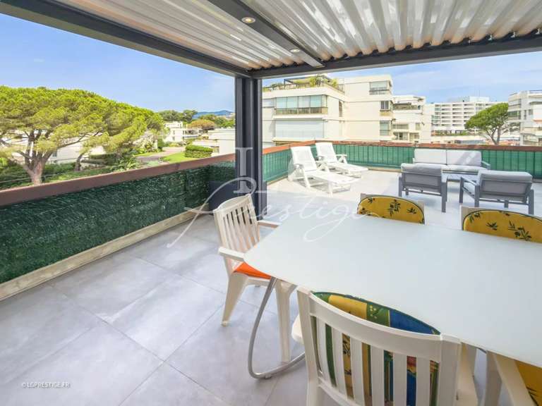 Appartement Mandelieu-la-Napoule - 2 chambres - 70m²