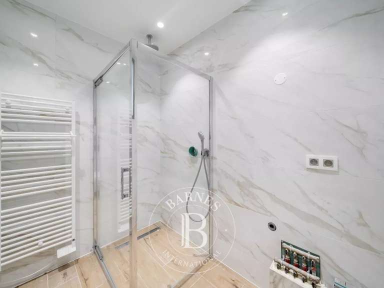 Appartement Mandelieu-la-Napoule - 2 chambres - 231m²