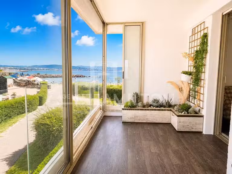 Appartement avec Vue sur mer Mandelieu-la-Napoule - 2 chambres - 80m²