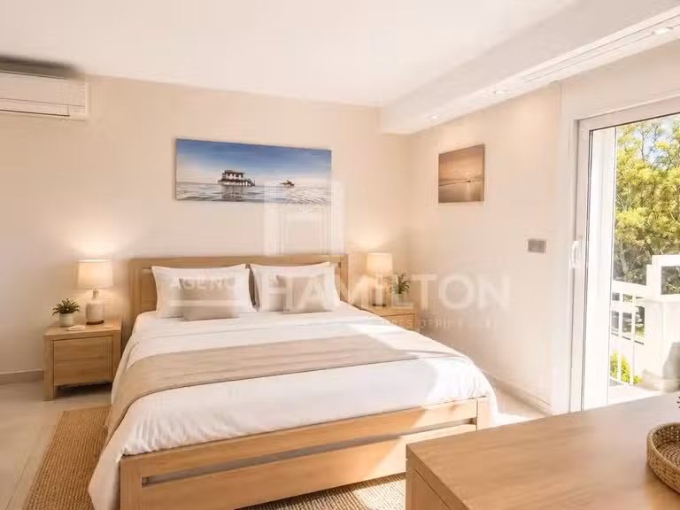 Appartement Mandelieu-la-Napoule - 3 chambres - 110m²