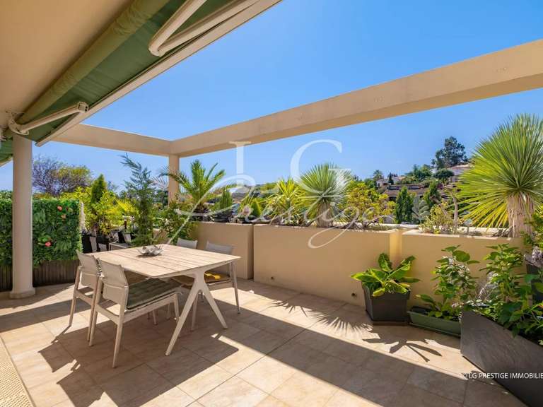 Apartment Mandelieu-la-Napoule - 3 bedrooms - 100m²