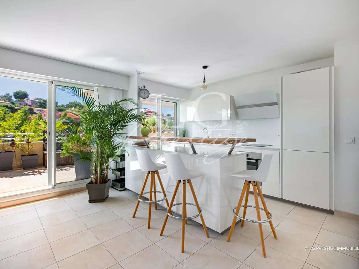 Apartment Mandelieu-la-Napoule