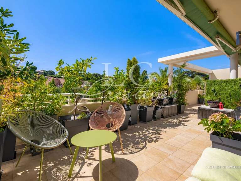 Apartment Mandelieu-la-Napoule - 3 bedrooms - 100m²