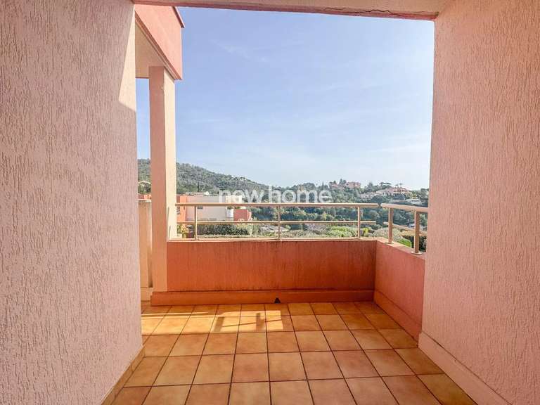 Appartement Mandelieu-la-Napoule - 2 chambres - 75m²