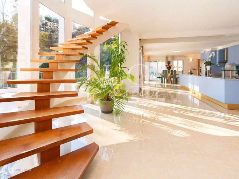 House Mandelieu-la-Napoule - 3 bedrooms - 226m²