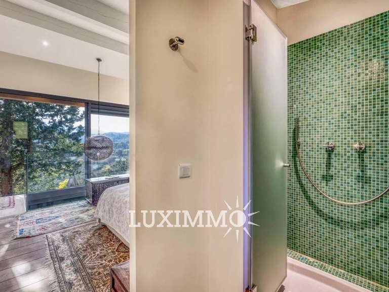 House Mandelieu-la-Napoule - 4 bedrooms - 234m²