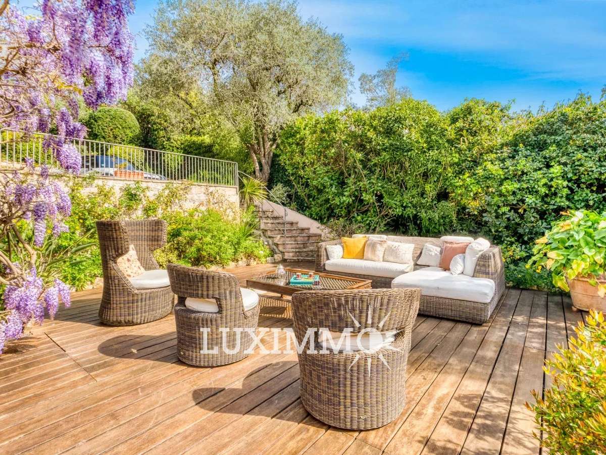 House Mandelieu-la-Napoule