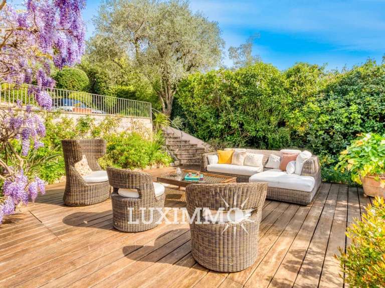 House Mandelieu-la-Napoule - 4 bedrooms - 234m²