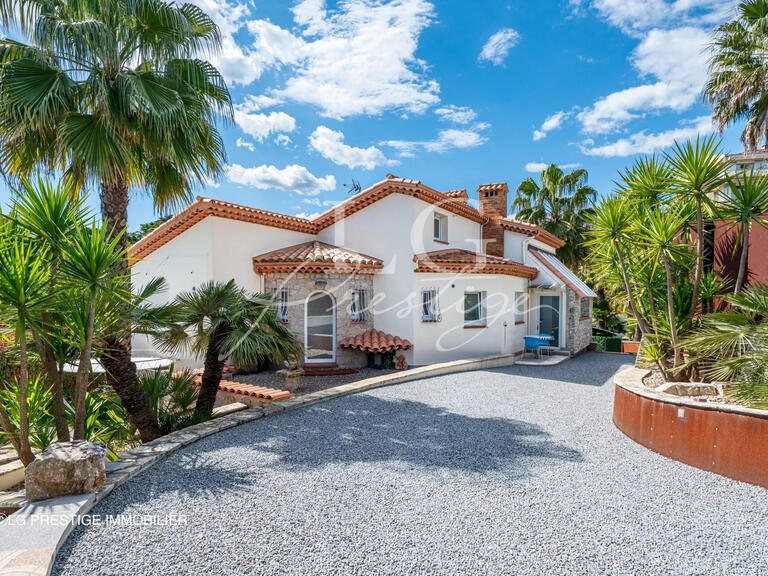 Maison Mandelieu-la-Napoule - 3 chambres - 220m²