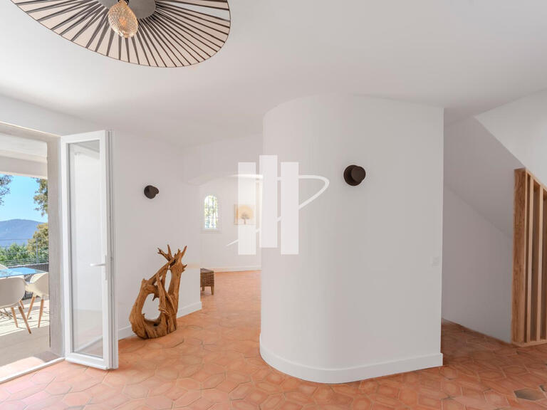 House Mandelieu-la-Napoule - 5 bedrooms - 280m²