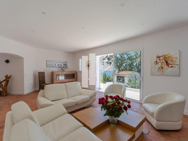 House Mandelieu-la-Napoule - 5 bedrooms - 280m²