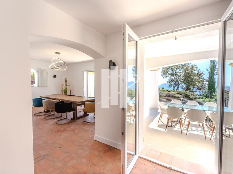 House Mandelieu-la-Napoule - 5 bedrooms - 280m²