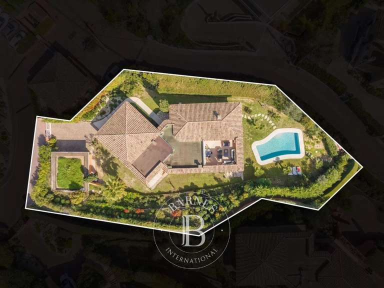 House Mandelieu-la-Napoule - 3 bedrooms - 171m²