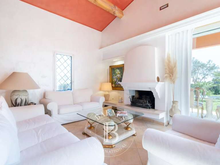 House Mandelieu-la-Napoule - 3 bedrooms - 171m²
