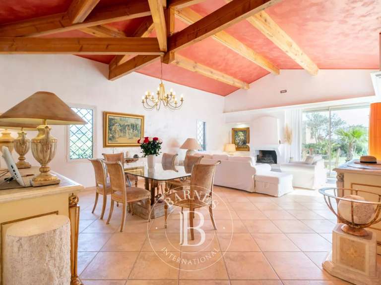 House Mandelieu-la-Napoule - 3 bedrooms - 171m²