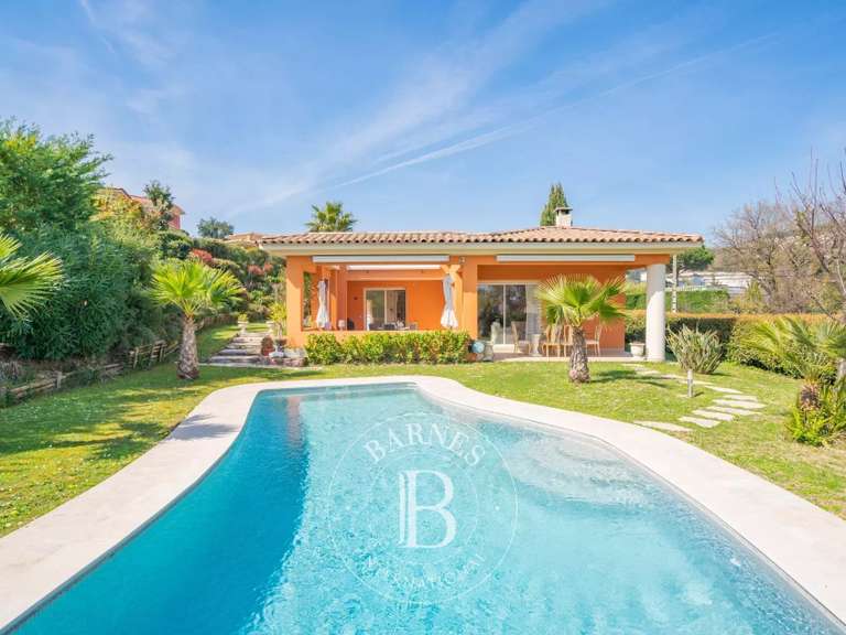 House Mandelieu-la-Napoule - 3 bedrooms - 171m²