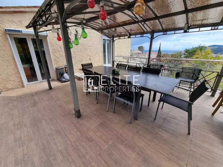Maison Mandelieu-la-Napoule - 6 chambres - 228m²