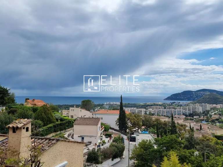 Maison Mandelieu-la-Napoule - 6 chambres - 228m²