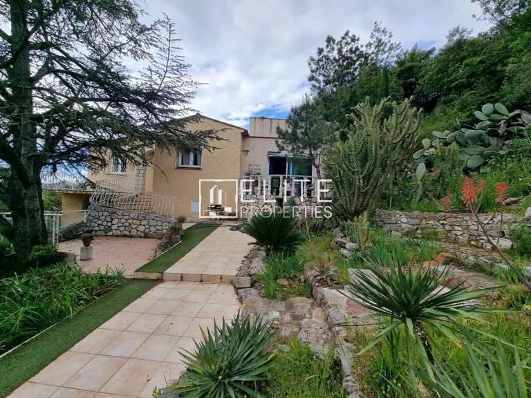 Maison Mandelieu-la-Napoule - 6 chambres - 228m²
