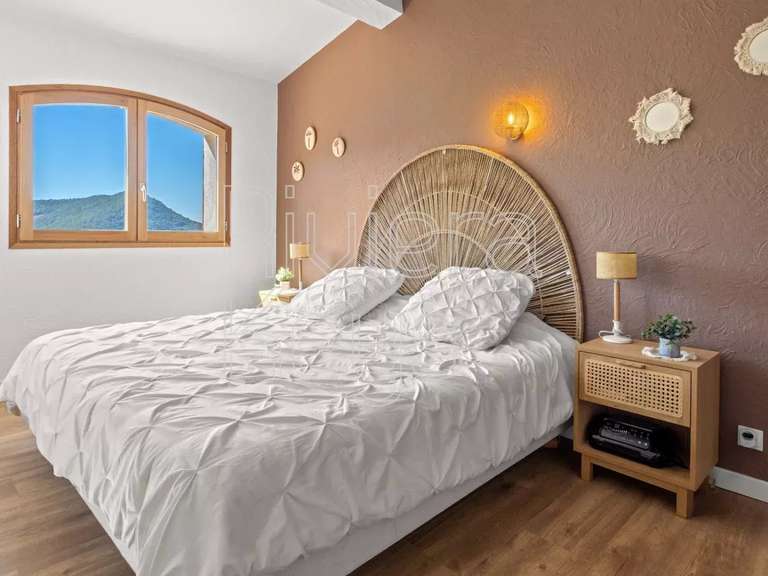 House Mandelieu-la-Napoule - 188m²