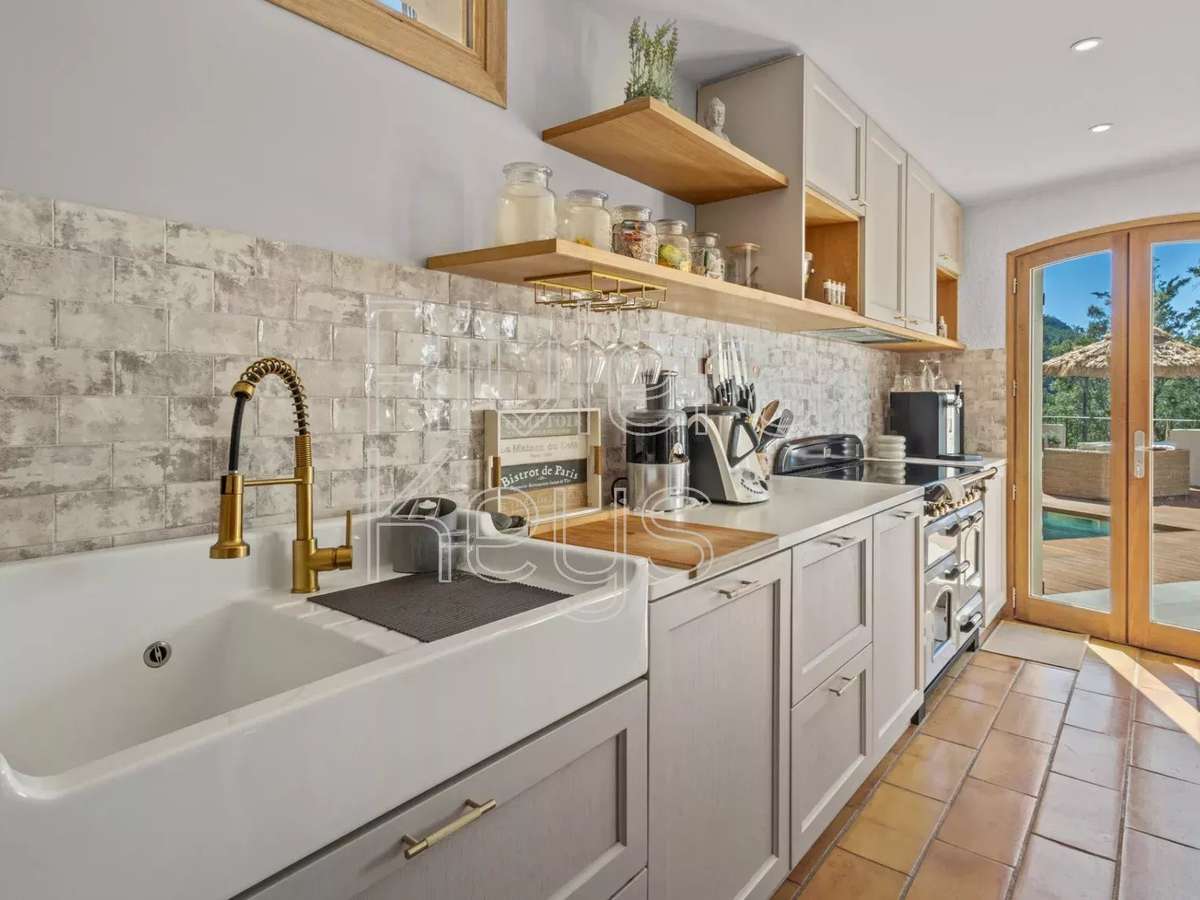 House Mandelieu-la-Napoule