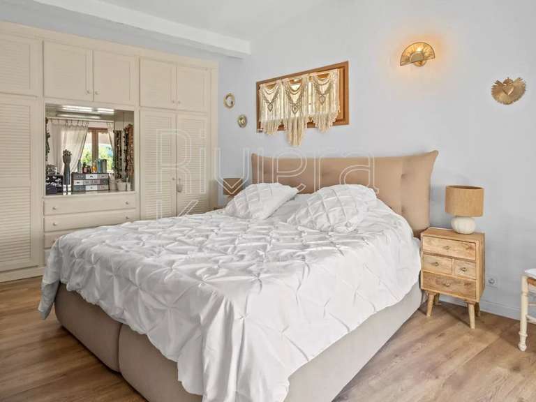 House Mandelieu-la-Napoule - 188m²