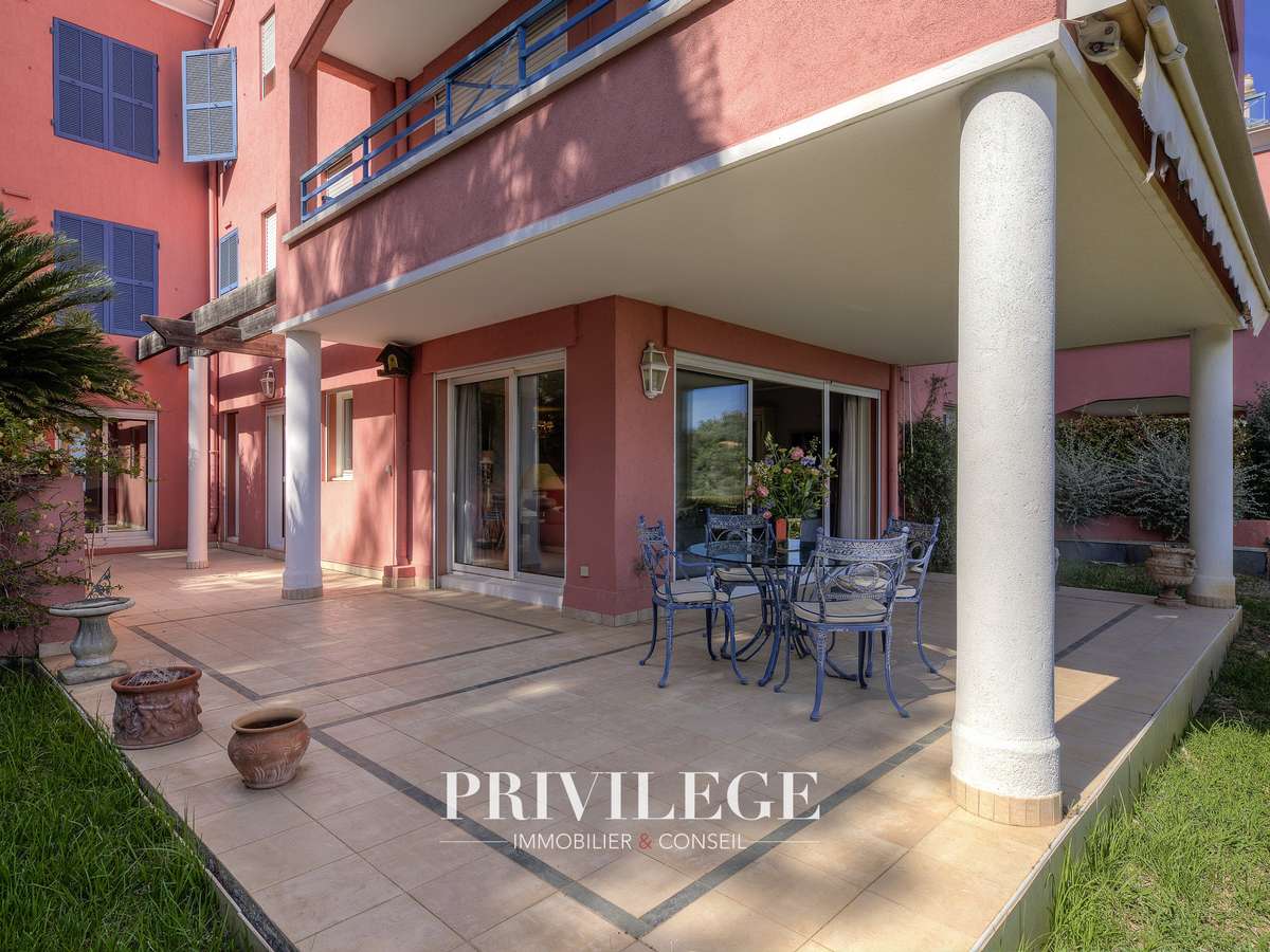 House Mandelieu-la-Napoule