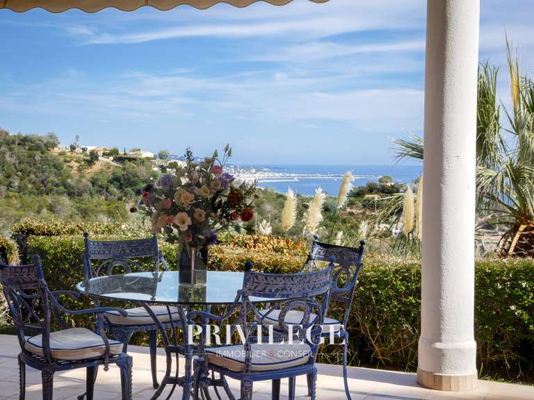 House with Sea view Mandelieu-la-Napoule - 3 bedrooms - 104m²