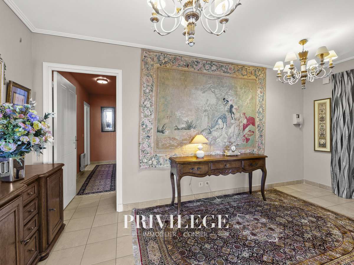 House Mandelieu-la-Napoule