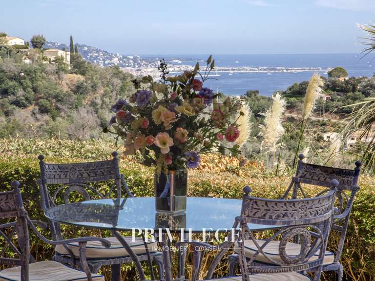 House with Sea view Mandelieu-la-Napoule - 3 bedrooms - 104m²