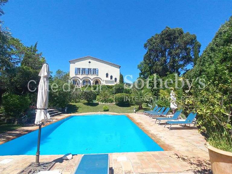 House Mandelieu-la-Napoule - 7 bedrooms - 390m²