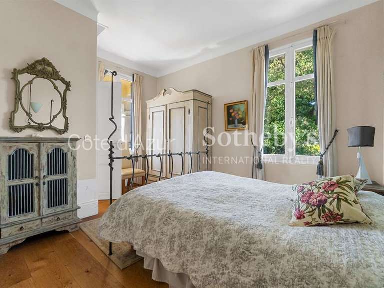 House Mandelieu-la-Napoule - 7 bedrooms - 390m²