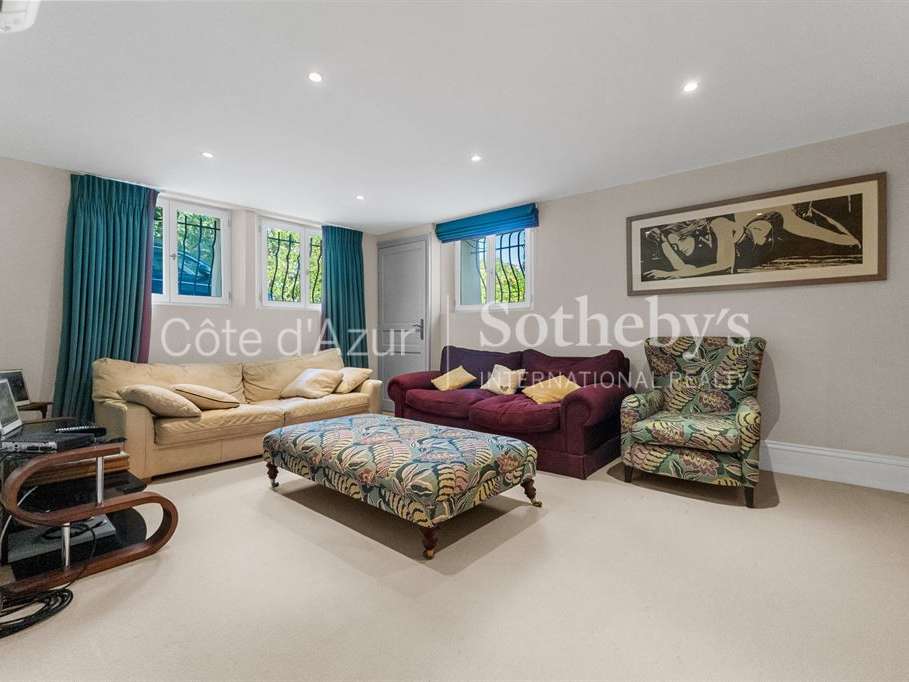 House Mandelieu-la-Napoule