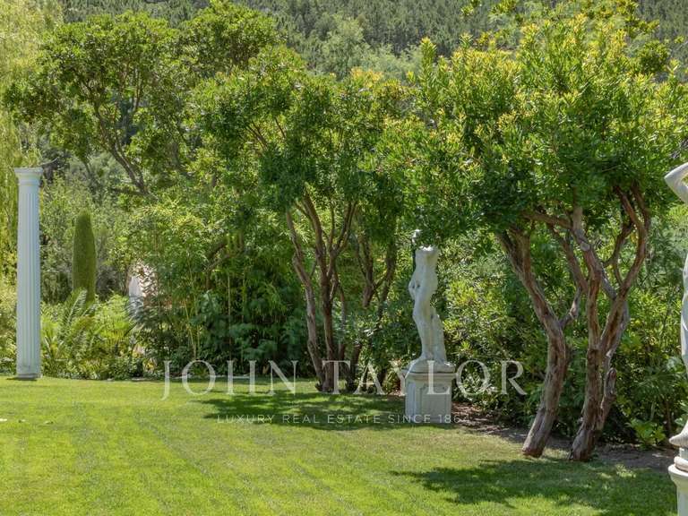 House Mandelieu-la-Napoule - 5 bedrooms - 497m²