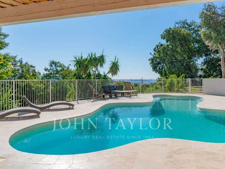 House with Sea view Mandelieu-la-Napoule - 3 bedrooms - 260m²