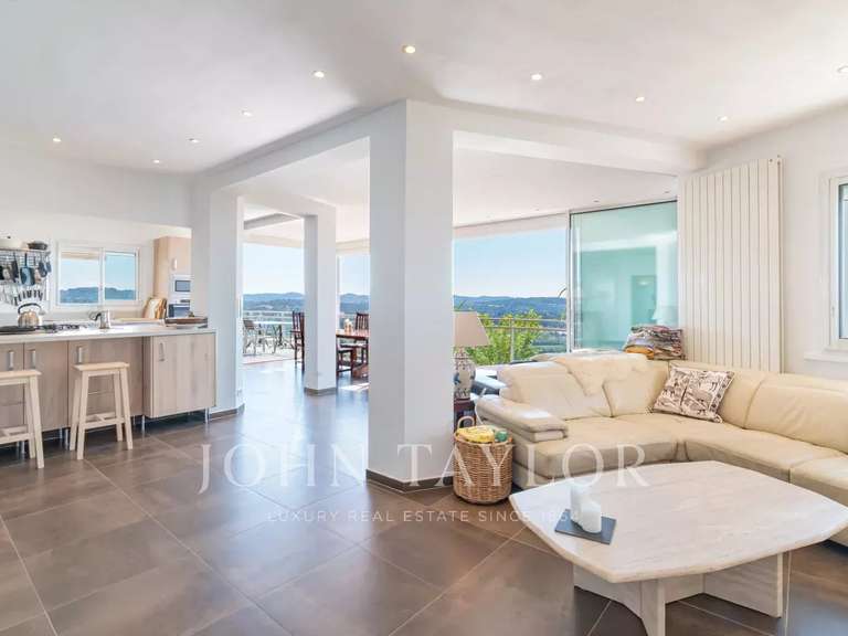 House with Sea view Mandelieu-la-Napoule - 3 bedrooms - 260m²