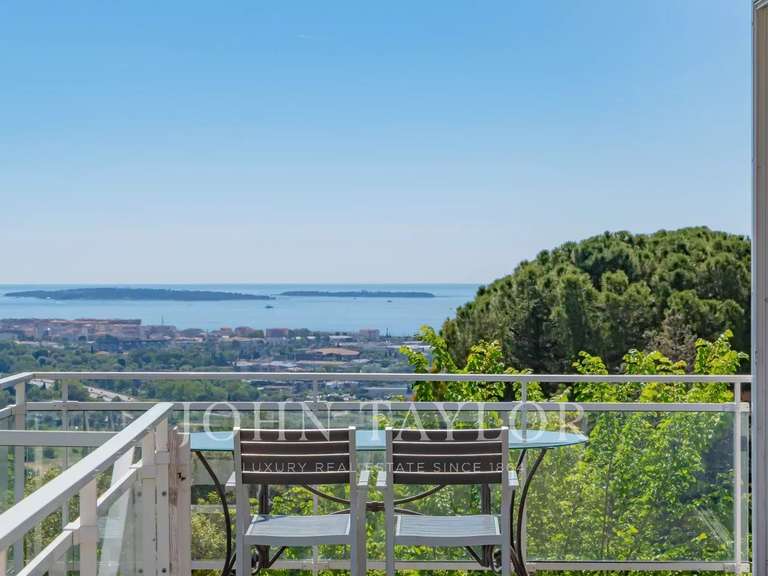 House with Sea view Mandelieu-la-Napoule - 3 bedrooms - 260m²