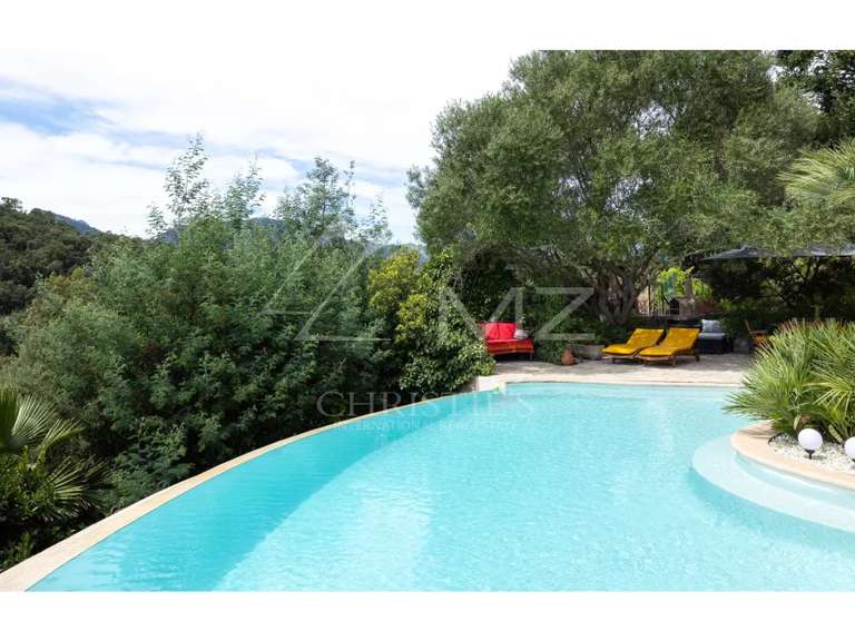 House Mandelieu-la-Napoule - 4 bedrooms - 200m²