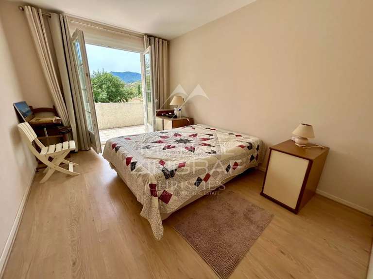 House Mandelieu-la-Napoule - 3 bedrooms - 153m²