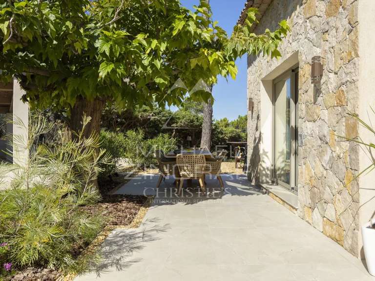 House Mandelieu-la-Napoule - 4 bedrooms - 290m²