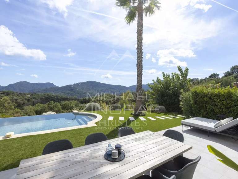 House Mandelieu-la-Napoule - 4 bedrooms - 264m²