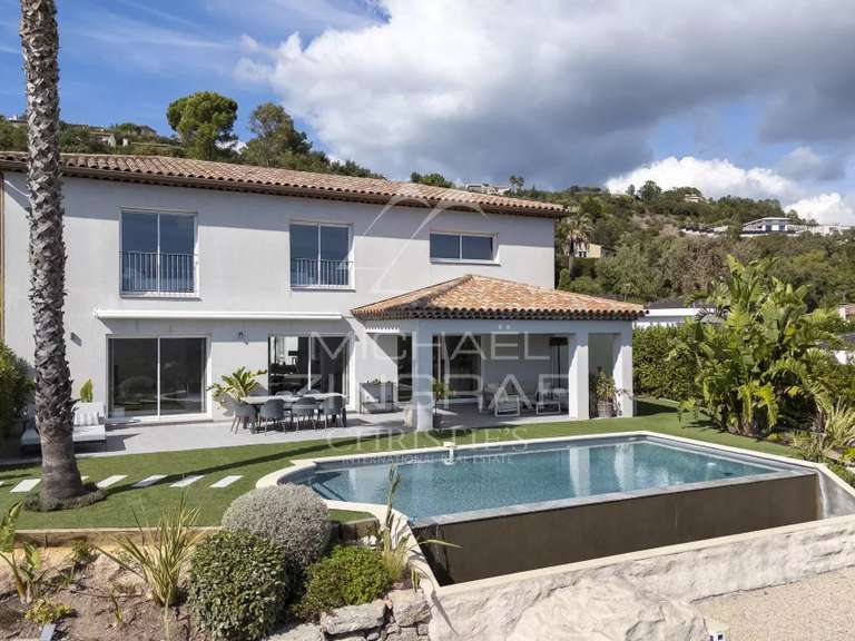 House Mandelieu-la-Napoule - 4 bedrooms - 264m²