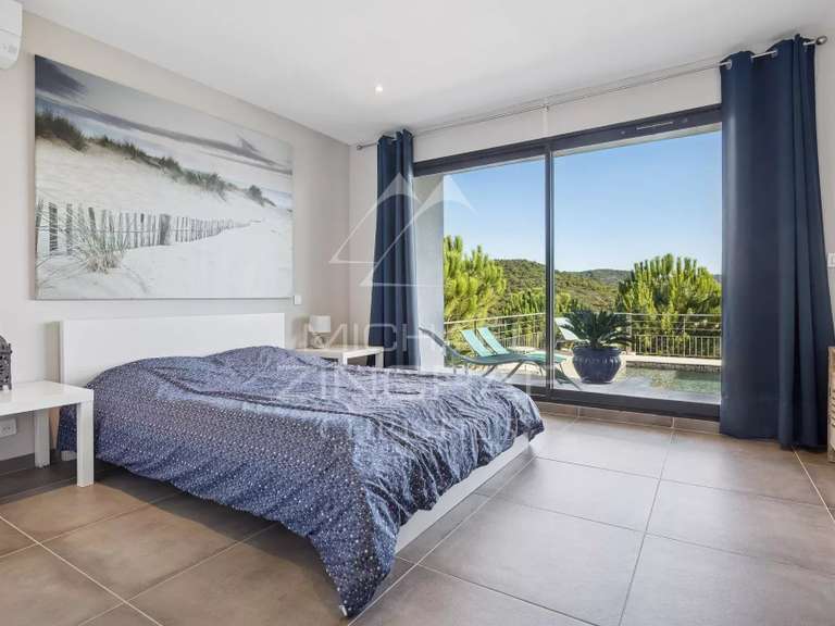 Maison Mandelieu-la-Napoule - 4 chambres - 180m²