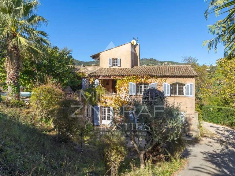 Maison Mandelieu-la-Napoule - 4 chambres - 202m²