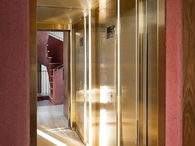 House Mandelieu-la-Napoule - 4 bedrooms - 470m²