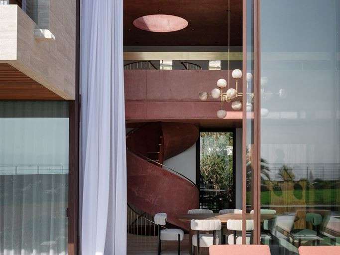 House Mandelieu-la-Napoule - 4 bedrooms - 470m²