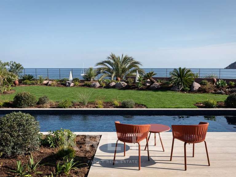 House Mandelieu-la-Napoule - 4 bedrooms - 470m²