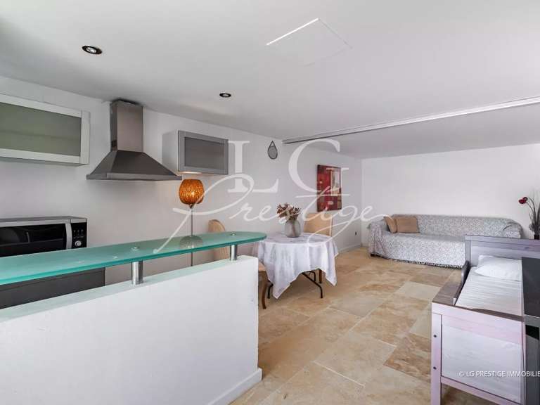 Maison Mandelieu-la-Napoule - 3 chambres - 183m²